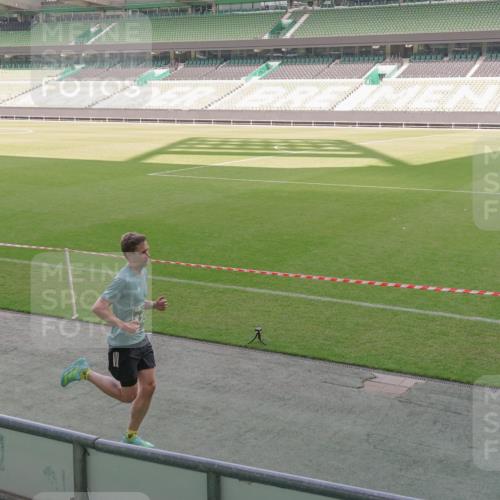 13.09.2026 - 21. swb-Marathon Bremen Michael Burmester http://msf.ph/oto/10310505 13.09.2026 12:45:10 Laufen im Stadion 195, 280, 339, 474, 493, 508, 623, 678, 681, 715, 788, 969, 1017, 1241, 1264, 1277, 1301, 1335, 1372, 1498, 1696, 1770, 1863, 1937, 1975, 2020, 2084, 2098, 3092, 3271, 3609, 4110, 4118, 4157, 4328, 4739, 4904, 5092, 5143, 5369, 5719, 5996, 6918, 6973, 7015, 7206, 7265, 7336, 7478, 7715, 8028, 8054, 8096, 8756, 8936, 9070, 9129, 9137, 9273, 9306, 9583, 9642, 13063, 13168, 13237, 126, 371, 603, 640, 650, 671, 735, 744, 912, 957, 1336, 1411, 1667, 1822 meine-sportfotos.de