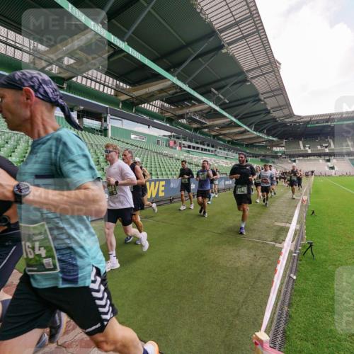 13.09.2026 - 21. swb-Marathon Bremen Michael Burmester http://msf.ph/oto/10310521 13.09.2026 13:08:01 Laufen im Stadion 132, 156, 310, 372, 489, 551, 607, 682, 716, 800, 808, 809, 831, 834, 846, 884, 911, 922, 1025, 1083, 1124, 1173, 1189, 1210, 1285, 1289, 1322, 1364, 1369, 1387, 1395, 1437, 1532, 1545, 1559, 1600, 1688, 1831, 1841, 1854, 1871, 1899, 1926, 1938, 2003, 2041, 2070, 2090, 2215, 2219, 2229, 2283, 2318, 2366, 2380, 2405, 2440, 2467, 2492, 2565, 2611, 2635, 2699, 2707, 2721, 2727, 2731, 2755, 2782, 2802, 2818, 2823, 2831, 2841, 2866, 2897, 2911, 2930, 2949, 2960 meine-sportfotos.de