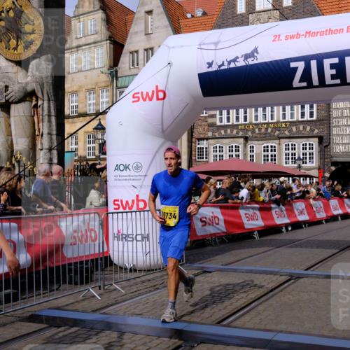 13.09.2026 - 21. swb-Marathon Bremen Tim E. http://msf.ph/oto/10310524 13.09.2026 10:53:06 Ziel 10193, 10304, 10339, 10652, 10734, 10827, 10863, 10906, 11002, 11038, 11144, 11362, 11386, 11597, 11766, 12019, 12338, 12399 meine-sportfotos.de
