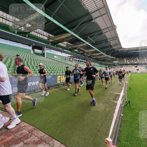 13.09.2026 - 21. swb-Marathon Bremen Michael Burmester http://msf.ph/oto/10310527 13.09.2026 13:08:02 Laufen im Stadion 132, 156, 310, 372, 489, 551, 607, 682, 716, 800, 808, 809, 831, 834, 846, 884, 911, 922, 1025, 1083, 1124, 1173, 1189, 1210, 1285, 1289, 1322, 1364, 1369, 1387, 1395, 1437, 1532, 1545, 1559, 1600, 1688, 1831, 1841, 1854, 1871, 1899, 1926, 1938, 2003, 2041, 2070, 2090, 2215, 2219, 2229, 2283, 2318, 2366, 2380, 2405, 2440, 2467, 2492, 2565, 2611, 2635, 2699, 2707, 2721, 2727, 2731, 2755, 2782, 2802, 2818, 2823, 2831, 2841, 2866, 2897, 2911, 2930, 2949, 2960 meine-sportfotos.de