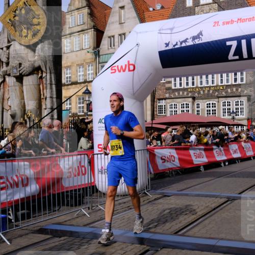 13.09.2026 - 21. swb-Marathon Bremen Tim E. http://msf.ph/oto/10310542 13.09.2026 10:53:06 Ziel 10193, 10304, 10339, 10652, 10734, 10827, 10863, 10906, 11002, 11038, 11144, 11362, 11386, 11597, 11766, 12019, 12338, 12399 meine-sportfotos.de
