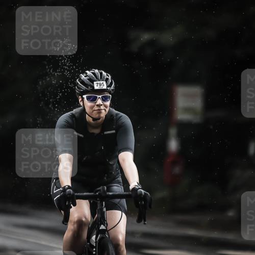 13.09.2026 - Stadtparktriathlon H.Heesch http://msf.ph/oto/10310554 13.09.2026 11:43:49 Radfahren 795, 938 meine-sportfotos.de