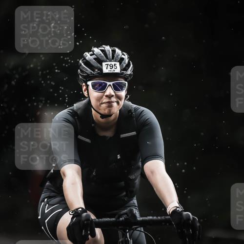 13.09.2026 - Stadtparktriathlon H.Heesch http://msf.ph/oto/10310580 13.09.2026 11:43:49 Radfahren 795, 938 meine-sportfotos.de