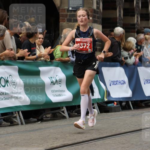 13.09.2026 - 21. swb-Marathon Bremen Strokosch-Dieckow http://msf.ph/oto/10310583 13.09.2026 13:03:49 Ziel 1090, 1372, 1950, 3092, 5024, 5719, 7715, 895, 2094, 2889, 3500, 4236, 9061, 9129, 9544, 9642 meine-sportfotos.de