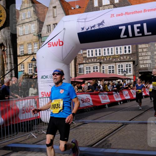 13.09.2026 - 21. swb-Marathon Bremen Tim E. http://msf.ph/oto/10310608 13.09.2026 10:53:08 Ziel 10193, 10304, 10339, 10652, 10734, 10827, 10863, 11002, 11038, 11144, 11238, 11362, 11386, 11597, 11766, 12019, 12338, 12399 meine-sportfotos.de