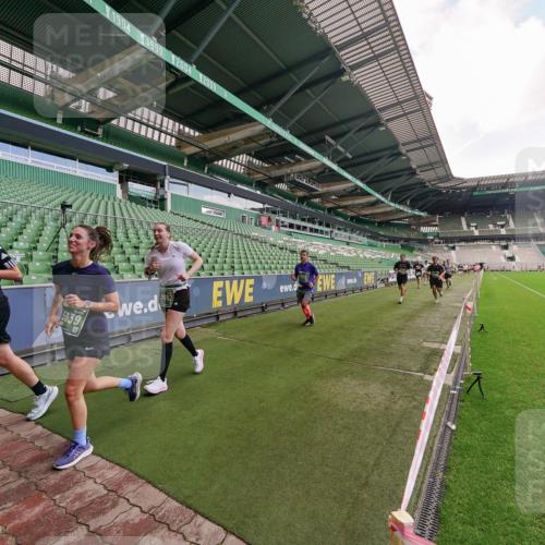 13.09.2026 - 21. swb-Marathon Bremen Michael Burmester http://msf.ph/oto/10310691 13.09.2026 13:08:13 Laufen im Stadion 132, 156, 489, 551, 607, 682, 716, 800, 808, 809, 834, 846, 884, 911, 922, 1025, 1124, 1150, 1173, 1189, 1210, 1285, 1289, 1322, 1364, 1369, 1387, 1395, 1398, 1532, 1559, 1600, 1688, 1831, 1841, 1854, 1871, 1880, 1899, 1926, 1938, 2003, 2041, 2070, 2090, 2215, 2219, 2229, 2283, 2318, 2366, 2380, 2405, 2413, 2440, 2467, 2492, 2565, 2611, 2635, 2692, 2699, 2721, 2727, 2731, 2755, 2782, 2802, 2818, 2823, 2831, 2841, 2866, 2897, 2911, 2930, 2949, 2960 meine-sportfotos.de