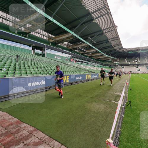 13.09.2026 - 21. swb-Marathon Bremen Michael Burmester http://msf.ph/oto/10310700 13.09.2026 13:08:15 Laufen im Stadion 132, 156, 489, 551, 607, 682, 716, 800, 808, 809, 834, 846, 884, 911, 922, 1025, 1124, 1150, 1173, 1189, 1210, 1285, 1289, 1322, 1364, 1369, 1387, 1395, 1398, 1532, 1559, 1600, 1688, 1831, 1841, 1854, 1871, 1880, 1899, 1926, 1938, 2003, 2041, 2070, 2090, 2215, 2219, 2229, 2283, 2318, 2366, 2380, 2405, 2413, 2440, 2467, 2492, 2565, 2611, 2635, 2692, 2699, 2721, 2727, 2731, 2755, 2782, 2802, 2818, 2823, 2831, 2841, 2866, 2897, 2911, 2930, 2949, 2960 meine-sportfotos.de