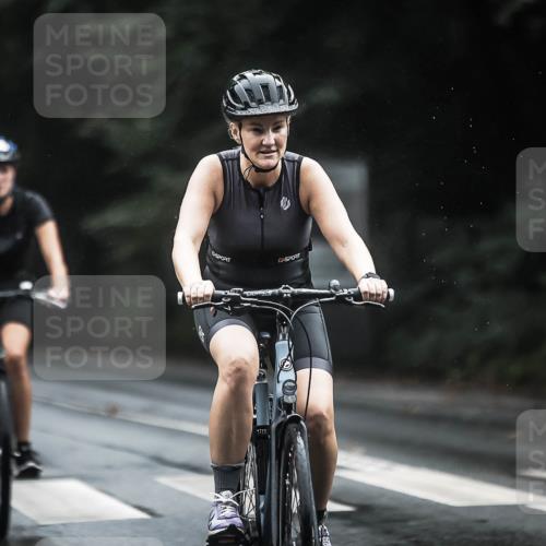 13.09.2026 - Stadtparktriathlon H.Heesch http://msf.ph/oto/10310775 13.09.2026 12:51:06 Radfahren 1097, 1113, 1139, 1141, 1167, 1216, 1219, 1295 meine-sportfotos.de
