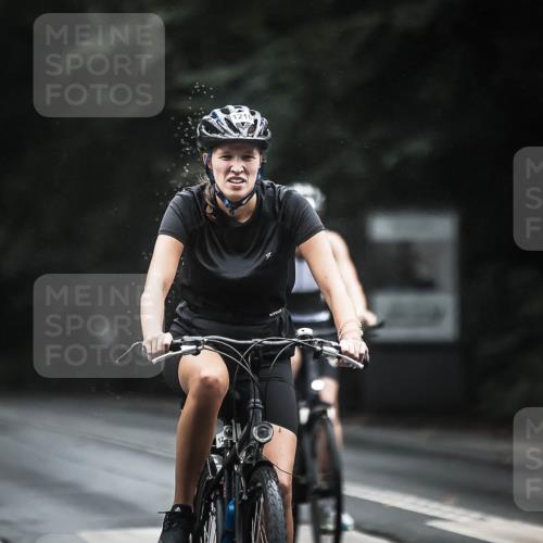 13.09.2026 - Stadtparktriathlon H.Heesch http://msf.ph/oto/10310780 13.09.2026 12:51:07 Radfahren 1097, 1113, 1139, 1141, 1167, 1216, 1219, 1295 meine-sportfotos.de