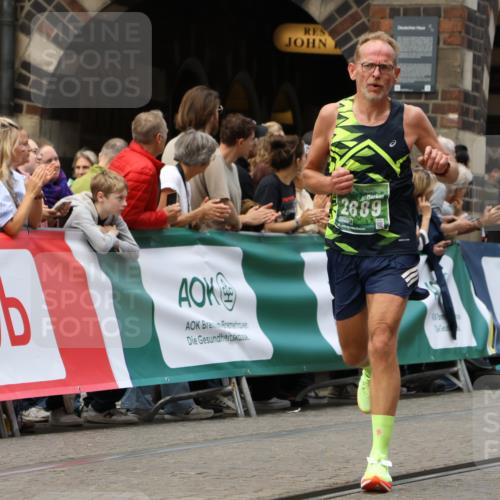 13.09.2026 - 21. swb-Marathon Bremen Strokosch-Dieckow http://msf.ph/oto/10310790 13.09.2026 13:03:51 Ziel 1090, 1372, 1950, 3092, 5024, 5143, 5719, 6973, 7715, 895, 2094, 2889, 3500, 4236, 9061, 9129, 9544, 9642 meine-sportfotos.de