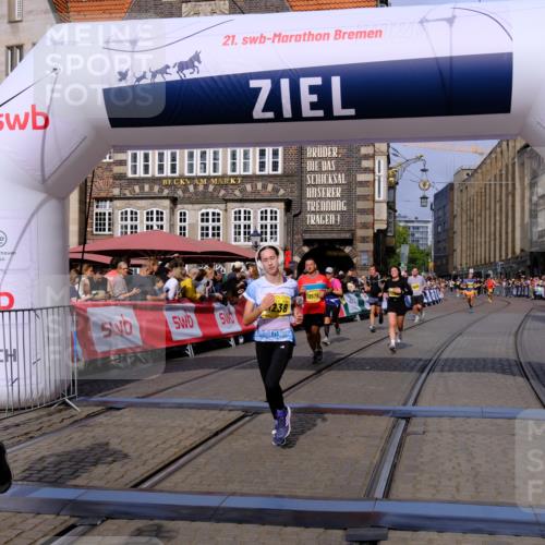 13.09.2026 - 21. swb-Marathon Bremen Tim E. http://msf.ph/oto/10310807 13.09.2026 10:53:16 Ziel 10284, 10304, 10714, 10734, 10863, 11038, 11238, 11282, 11386, 11575, 11766, 12019, 12369, 12398 meine-sportfotos.de