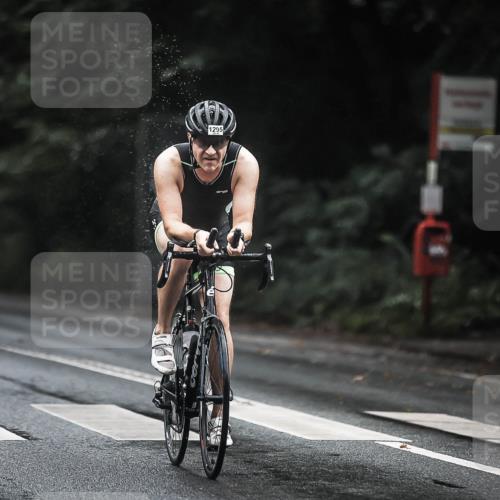 13.09.2026 - Stadtparktriathlon H.Heesch http://msf.ph/oto/10310814 13.09.2026 12:51:11 Radfahren 1097, 1141, 1167, 1216, 1288, 1295 meine-sportfotos.de