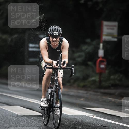 13.09.2026 - Stadtparktriathlon H.Heesch http://msf.ph/oto/10310820 13.09.2026 12:51:11 Radfahren 1097, 1141, 1167, 1216, 1288, 1295 meine-sportfotos.de
