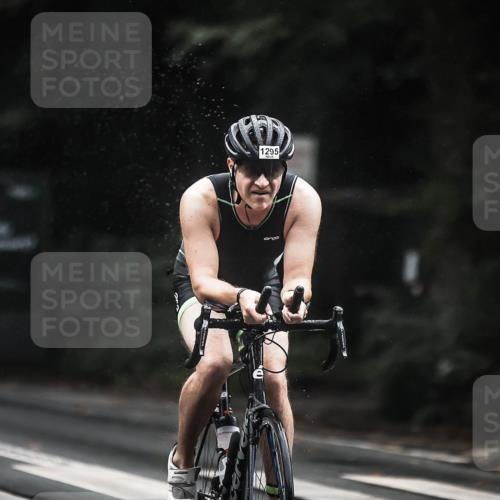 13.09.2026 - Stadtparktriathlon H.Heesch http://msf.ph/oto/10310835 13.09.2026 12:51:12 Radfahren 1097, 1167, 1216, 1288, 1295 meine-sportfotos.de
