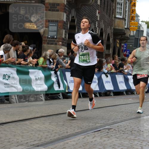 13.09.2026 - 21. swb-Marathon Bremen Strokosch-Dieckow http://msf.ph/oto/10310863 13.09.2026 13:03:54 Ziel 1090, 1372, 1950, 3092, 5024, 5143, 5719, 6973, 7715, 895, 2094, 3500, 4236, 9061, 9129, 9544 meine-sportfotos.de