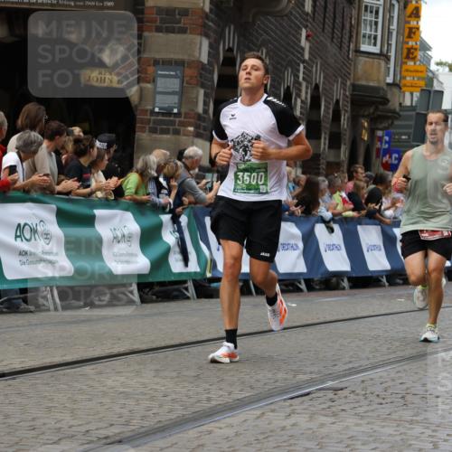 13.09.2026 - 21. swb-Marathon Bremen Strokosch-Dieckow http://msf.ph/oto/10310879 13.09.2026 13:03:54 Ziel 1090, 1372, 1950, 3092, 5024, 5143, 5719, 6973, 7715, 895, 2094, 3500, 4236, 9061, 9129, 9544 meine-sportfotos.de