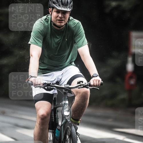 13.09.2026 - Stadtparktriathlon H.Heesch http://msf.ph/oto/10310895 13.09.2026 12:51:18 Radfahren 1178, 1288 meine-sportfotos.de