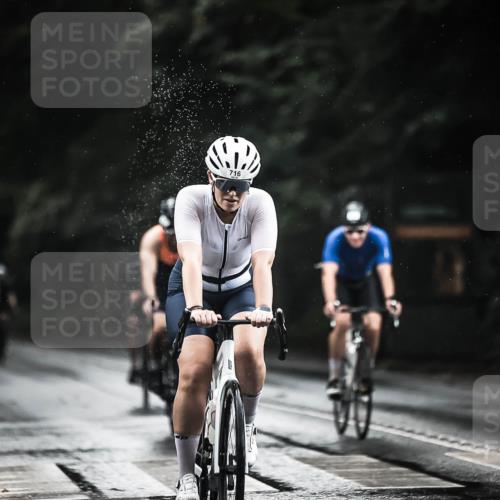 13.09.2026 - Stadtparktriathlon H.Heesch http://msf.ph/oto/10310896 13.09.2026 11:44:16 Radfahren 716, 718, 819, 833, 836, 841, 844, 861, 864, 896, 906, 923 meine-sportfotos.de