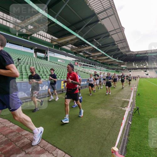 13.09.2026 - 21. swb-Marathon Bremen Michael Burmester http://msf.ph/oto/10310899 13.09.2026 13:08:41 Laufen im Stadion 132, 383, 489, 532, 549, 551, 563, 607, 625, 682, 800, 808, 809, 813, 846, 884, 911, 1025, 1072, 1124, 1150, 1173, 1189, 1210, 1285, 1289, 1322, 1364, 1387, 1395, 1398, 1532, 1559, 1600, 1688, 1831, 1841, 1854, 1880, 1899, 2003, 2041, 2070, 2208, 2215, 2229, 2243, 2283, 2366, 2380, 2405, 2413, 2429, 2441, 2467, 2492, 2565, 2611, 2635, 2692, 2727, 2731, 2755, 2782, 2802, 2823, 2831, 2841, 2866, 2897, 2930, 2931, 2941, 2949, 3327, 3437, 3857 meine-sportfotos.de