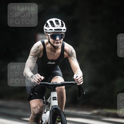 13.09.2026 - Stadtparktriathlon H.Heesch http://msf.ph/oto/10310928 13.09.2026 12:51:23 Radfahren 1178, 1288, 1303 meine-sportfotos.de