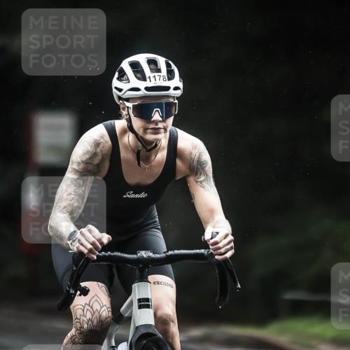 13.09.2026 - Stadtparktriathlon H.Heesch http://msf.ph/oto/10310936 13.09.2026 12:51:23 Radfahren 1178, 1288, 1303 meine-sportfotos.de