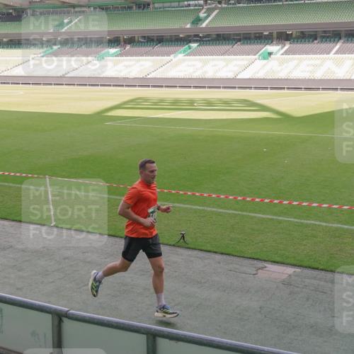 13.09.2026 - 21. swb-Marathon Bremen Michael Burmester http://msf.ph/oto/10310941 13.09.2026 12:45:54 Laufen im Stadion 195, 280, 339, 474, 493, 508, 538, 567, 604, 697, 715, 788, 1017, 1034, 1181, 1241, 1264, 1277, 1301, 1863, 1937, 1975, 2020, 2021, 2084, 2087, 2297, 2809, 2889, 3092, 3271, 3609, 4110, 4157, 4236, 4328, 5024, 5092, 5238, 5283, 5674, 5719, 5996, 6918, 7206, 7265, 7336, 7478, 7715, 8054, 8096, 8319, 8325, 8331, 8670, 8701, 8756, 8936, 8983, 9070, 9129, 9273, 9306, 9495, 9544, 9583, 9642, 13168, 439, 1411, 1667, 1822 meine-sportfotos.de