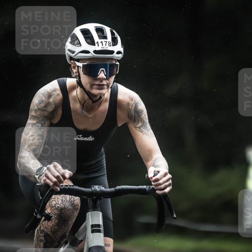 13.09.2026 - Stadtparktriathlon H.Heesch http://msf.ph/oto/10310947 13.09.2026 12:51:23 Radfahren 1178, 1288, 1303 meine-sportfotos.de