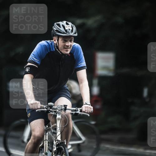 13.09.2026 - Stadtparktriathlon H.Heesch http://msf.ph/oto/10310961 13.09.2026 12:51:26 Radfahren 1077, 1117, 1178, 1239, 1278, 1303 meine-sportfotos.de