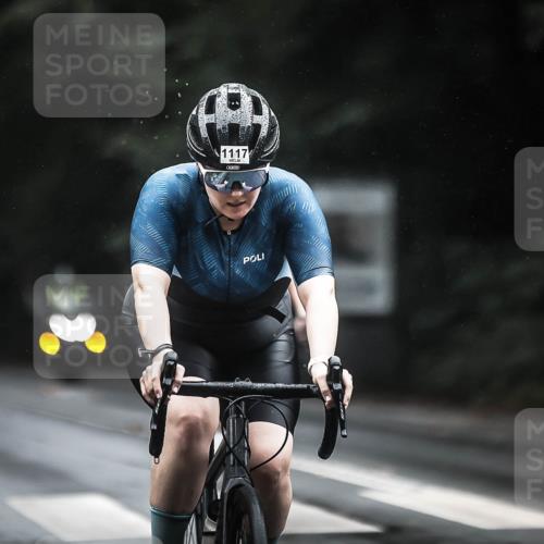 13.09.2026 - Stadtparktriathlon H.Heesch http://msf.ph/oto/10310986 13.09.2026 12:51:32 Radfahren 1073, 1077, 1117, 1239, 1277, 1278 meine-sportfotos.de