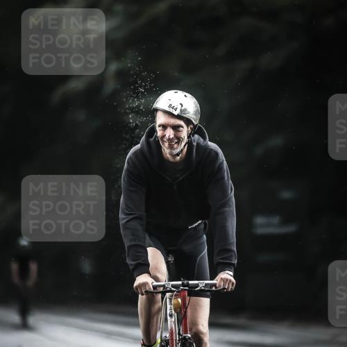 13.09.2026 - Stadtparktriathlon H.Heesch http://msf.ph/oto/10311024 13.09.2026 11:44:21 Radfahren 716, 721, 819, 833, 844, 864, 896, 902, 906, 923 meine-sportfotos.de
