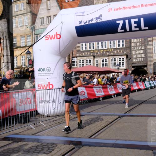 13.09.2026 - 21. swb-Marathon Bremen Tim E. http://msf.ph/oto/10311056 13.09.2026 10:53:21 Ziel 10284, 10304, 10585, 10714, 10863, 11012, 11238, 11282, 11386, 11575, 11766, 12019, 12170, 12369, 12398 meine-sportfotos.de