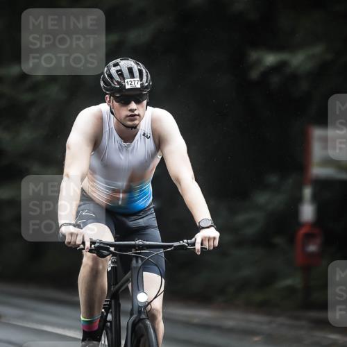13.09.2026 - Stadtparktriathlon H.Heesch http://msf.ph/oto/10311058 13.09.2026 12:51:39 Radfahren 1073, 1132, 1256, 1277, 1290, 1293 meine-sportfotos.de
