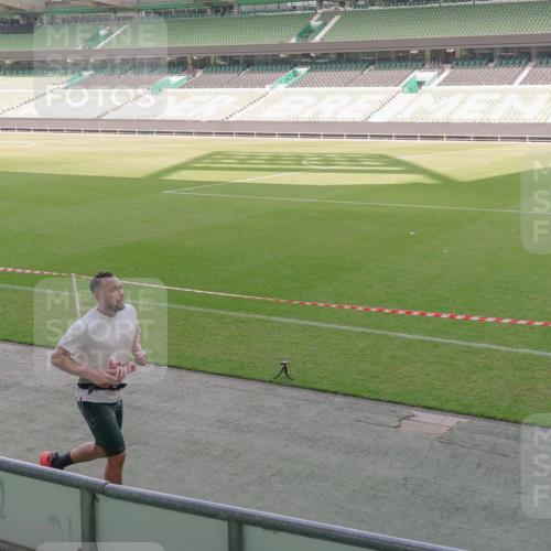 13.09.2026 - 21. swb-Marathon Bremen Michael Burmester http://msf.ph/oto/10311081 13.09.2026 12:46:03 Laufen im Stadion 195, 280, 339, 474, 508, 538, 567, 604, 697, 715, 788, 1017, 1034, 1181, 1241, 1264, 1277, 1301, 1863, 1937, 1975, 2020, 2021, 2084, 2087, 2297, 2809, 2889, 3092, 3196, 3271, 3609, 4110, 4157, 4236, 4777, 5024, 5092, 5238, 5283, 5674, 5719, 5996, 6053, 6686, 6815, 6918, 7206, 7336, 7478, 8054, 8096, 8319, 8325, 8331, 8670, 8701, 8756, 8936, 8983, 9070, 9129, 9273, 9306, 9495, 9544, 9583, 9642, 9813, 13168, 439, 1411, 1667, 1822 meine-sportfotos.de