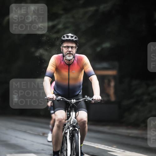 13.09.2026 - Stadtparktriathlon H.Heesch http://msf.ph/oto/10311086 13.09.2026 12:51:43 Radfahren 1090, 1132, 1181, 1256, 1277, 1290, 1293 meine-sportfotos.de