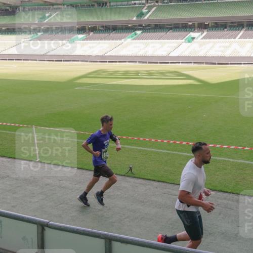 13.09.2026 - 21. swb-Marathon Bremen Michael Burmester http://msf.ph/oto/10311095 13.09.2026 12:46:04 Laufen im Stadion 195, 280, 339, 474, 508, 538, 567, 604, 697, 715, 788, 1017, 1034, 1181, 1241, 1264, 1277, 1301, 1863, 1937, 1975, 2020, 2021, 2084, 2087, 2297, 2809, 2889, 3092, 3196, 3271, 3609, 4110, 4157, 4236, 4777, 5024, 5092, 5238, 5283, 5674, 5719, 5996, 6053, 6686, 6815, 6918, 7206, 7336, 7478, 8054, 8096, 8319, 8325, 8331, 8334, 8670, 8701, 8756, 8936, 8983, 9070, 9129, 9273, 9306, 9495, 9544, 9583, 9642, 9813, 13168, 439, 1411, 1667, 1822 meine-sportfotos.de