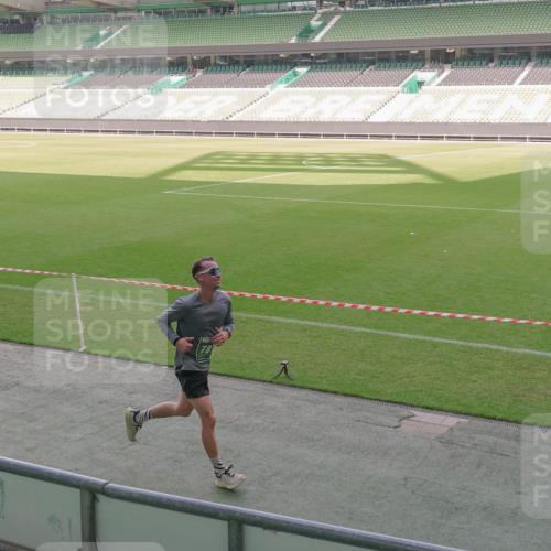 13.09.2026 - 21. swb-Marathon Bremen Michael Burmester http://msf.ph/oto/10311113 13.09.2026 12:46:11 Laufen im Stadion 195, 280, 474, 508, 538, 567, 604, 697, 788, 868, 1017, 1034, 1181, 1241, 1264, 1277, 1863, 1937, 1975, 2020, 2021, 2084, 2087, 2297, 2809, 2889, 3092, 3196, 3271, 3609, 4110, 4157, 4236, 4777, 5024, 5092, 5238, 5283, 5674, 5719, 6053, 6686, 6815, 6918, 7206, 7336, 7478, 7814, 8054, 8096, 8319, 8325, 8331, 8334, 8670, 8701, 8756, 8936, 8983, 9070, 9129, 9273, 9306, 9495, 9544, 9583, 9642, 9813, 13168, 439, 1667, 1822 meine-sportfotos.de