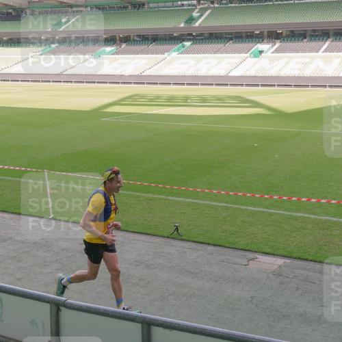 13.09.2026 - 21. swb-Marathon Bremen Michael Burmester http://msf.ph/oto/10311132 13.09.2026 12:46:17 Laufen im Stadion 195, 280, 474, 508, 538, 567, 604, 697, 788, 868, 1017, 1034, 1181, 1241, 1277, 1863, 1937, 2020, 2021, 2084, 2087, 2297, 2538, 2809, 2889, 3092, 3196, 3271, 3424, 3609, 4110, 4157, 4236, 4777, 5024, 5092, 5238, 5283, 5674, 5719, 6053, 6686, 6815, 6918, 7336, 7478, 7814, 7871, 8054, 8096, 8319, 8325, 8331, 8334, 8670, 8701, 8756, 8936, 8983, 9070, 9129, 9273, 9306, 9495, 9544, 9583, 9642, 9813, 13168, 439, 1667 meine-sportfotos.de