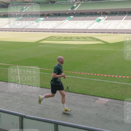 13.09.2026 - 21. swb-Marathon Bremen Michael Burmester http://msf.ph/oto/10311151 13.09.2026 12:46:18 Laufen im Stadion 195, 280, 474, 508, 538, 567, 604, 697, 788, 868, 1017, 1034, 1181, 1241, 1277, 1863, 1937, 2020, 2021, 2084, 2087, 2297, 2538, 2809, 2889, 3092, 3196, 3271, 3424, 3520, 3609, 4110, 4157, 4236, 4777, 5024, 5092, 5238, 5283, 5674, 5719, 6053, 6686, 6815, 6918, 7102, 7336, 7478, 7814, 7871, 8054, 8096, 8319, 8325, 8331, 8334, 8670, 8701, 8756, 8936, 8983, 9070, 9129, 9273, 9306, 9495, 9544, 9583, 9642, 9813, 439, 1667 meine-sportfotos.de