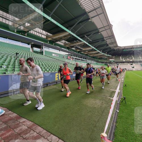 13.09.2026 - 21. swb-Marathon Bremen Michael Burmester http://msf.ph/oto/10311169 13.09.2026 13:09:08 Laufen im Stadion 164, 383, 391, 448, 532, 549, 551, 563, 625, 800, 808, 813, 869, 884, 898, 911, 1025, 1072, 1124, 1150, 1210, 1285, 1289, 1395, 1398, 1559, 1688, 1831, 1880, 1899, 2003, 2041, 2208, 2215, 2229, 2232, 2243, 2366, 2380, 2413, 2429, 2441, 2467, 2471, 2525, 2573, 2594, 2611, 2635, 2692, 2717, 2727, 2782, 2802, 2823, 2831, 2841, 2866, 2897, 2930, 2931, 2941, 3032, 3086, 3291, 3316, 3327, 3333, 3398, 3437, 3707, 3769, 3857, 109 meine-sportfotos.de