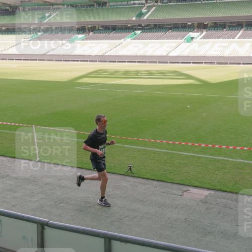 13.09.2026 - 21. swb-Marathon Bremen Michael Burmester http://msf.ph/oto/10311188 13.09.2026 12:46:21 Laufen im Stadion 195, 280, 474, 508, 538, 567, 604, 697, 788, 868, 1017, 1034, 1181, 1241, 1277, 1554, 1863, 1937, 2020, 2021, 2084, 2087, 2297, 2538, 2809, 2889, 3092, 3196, 3271, 3424, 3520, 3609, 4110, 4157, 4236, 4777, 4808, 5024, 5092, 5238, 5283, 5674, 5719, 5725, 6053, 6686, 6815, 6918, 7102, 7336, 7478, 7814, 7871, 8054, 8096, 8319, 8325, 8331, 8334, 8670, 8701, 8756, 8936, 8983, 9070, 9129, 9273, 9306, 9495, 9544, 9583, 9642, 9813, 439, 1667 meine-sportfotos.de