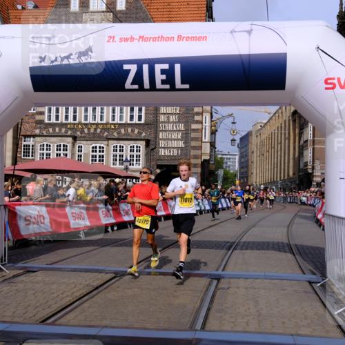 13.09.2026 - 21. swb-Marathon Bremen Tim E. http://msf.ph/oto/10311193 13.09.2026 10:53:28 Ziel 10284, 10448, 10585, 10714, 11012, 11238, 11282, 11575, 12040, 12170, 12275, 12369, 12398, 12461 meine-sportfotos.de