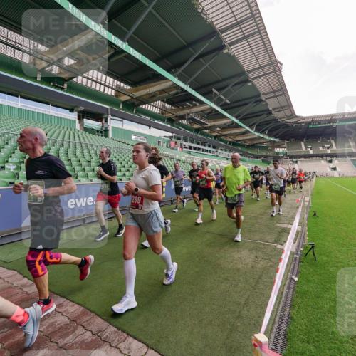 13.09.2026 - 21. swb-Marathon Bremen Michael Burmester http://msf.ph/oto/10311200 13.09.2026 13:09:10 Laufen im Stadion 164, 383, 391, 448, 532, 549, 551, 563, 625, 800, 808, 813, 869, 884, 898, 911, 1025, 1072, 1124, 1150, 1180, 1285, 1289, 1395, 1398, 1559, 1688, 1831, 1880, 1899, 2003, 2041, 2208, 2215, 2229, 2232, 2243, 2366, 2380, 2413, 2429, 2441, 2467, 2471, 2525, 2573, 2594, 2611, 2635, 2692, 2717, 2727, 2782, 2802, 2823, 2831, 2841, 2866, 2897, 2930, 2931, 2941, 3032, 3086, 3291, 3316, 3327, 3333, 3398, 3437, 3707, 3769, 3857, 109 meine-sportfotos.de