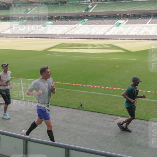 13.09.2026 - 21. swb-Marathon Bremen Michael Burmester http://msf.ph/oto/10311308 13.09.2026 12:46:33 Laufen im Stadion 195, 280, 474, 508, 538, 567, 604, 697, 788, 868, 1017, 1034, 1181, 1241, 1277, 1554, 1863, 2020, 2021, 2084, 2087, 2297, 2538, 2646, 2809, 2889, 3118, 3196, 3271, 3284, 3424, 3520, 4025, 4110, 4157, 4236, 4239, 4729, 4777, 4808, 5024, 5092, 5238, 5283, 5674, 5719, 5725, 5976, 6053, 6686, 6815, 6918, 7102, 7336, 7478, 7814, 7871, 8054, 8096, 8319, 8325, 8331, 8334, 8670, 8701, 8756, 8936, 8983, 9061, 9070, 9129, 9273, 9306, 9495, 9544, 9642, 9813, 9918, 9934, 439 meine-sportfotos.de