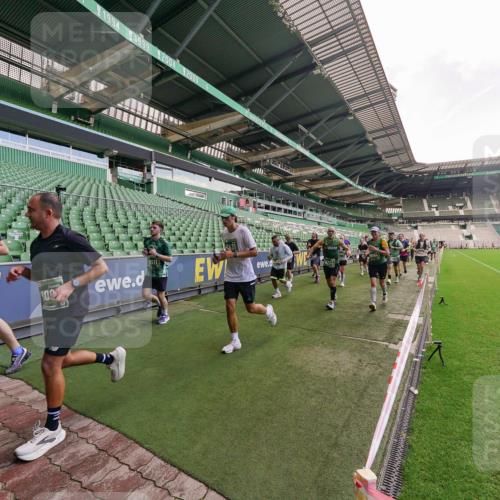 13.09.2026 - 21. swb-Marathon Bremen Michael Burmester http://msf.ph/oto/10311336 13.09.2026 13:09:21 Laufen im Stadion 164, 383, 391, 448, 532, 549, 551, 563, 625, 813, 869, 884, 898, 1025, 1072, 1124, 1150, 1180, 1285, 1289, 1398, 1559, 1688, 1880, 1899, 2041, 2208, 2215, 2229, 2232, 2243, 2366, 2380, 2413, 2429, 2441, 2467, 2471, 2525, 2530, 2553, 2573, 2594, 2611, 2635, 2692, 2714, 2717, 2727, 2782, 2785, 2823, 2841, 2866, 2897, 2920, 2930, 2931, 2941, 3032, 3063, 3086, 3291, 3316, 3327, 3333, 3398, 3437, 3707, 3769, 3857, 109 meine-sportfotos.de