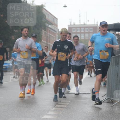 13.09.2026 - Kiel Lauf Markus Tischler http://msf.ph/oto/10311352 13.09.2026 10:37:01 Fleethörn 8942 meine-sportfotos.de
