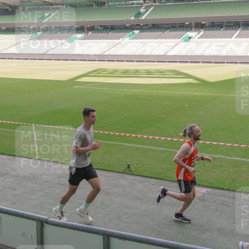 13.09.2026 - 21. swb-Marathon Bremen Michael Burmester http://msf.ph/oto/10311404 13.09.2026 12:46:38 Laufen im Stadion 195, 474, 508, 538, 567, 604, 621, 697, 788, 868, 1017, 1034, 1181, 1241, 1277, 1554, 1863, 2020, 2021, 2084, 2087, 2297, 2538, 2646, 2809, 2889, 3118, 3196, 3271, 3284, 3297, 3424, 3520, 4025, 4110, 4157, 4236, 4239, 4729, 4777, 4808, 5024, 5092, 5238, 5283, 5674, 5719, 5725, 5976, 6053, 6686, 6815, 6918, 7102, 7336, 7478, 7814, 7871, 8054, 8060, 8096, 8319, 8325, 8331, 8334, 8670, 8701, 8756, 8936, 8983, 9061, 9070, 9129, 9273, 9306, 9495, 9544, 9642, 9813, 9918, 9934, 439 meine-sportfotos.de