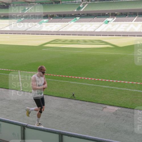 13.09.2026 - 21. swb-Marathon Bremen Michael Burmester http://msf.ph/oto/10311417 13.09.2026 12:46:40 Laufen im Stadion 195, 474, 508, 538, 567, 604, 621, 697, 788, 868, 1017, 1034, 1181, 1241, 1277, 1554, 1863, 2021, 2084, 2087, 2297, 2538, 2646, 2809, 2889, 3118, 3196, 3284, 3297, 3424, 3520, 4025, 4110, 4157, 4236, 4239, 4729, 4777, 4808, 5024, 5092, 5238, 5283, 5674, 5719, 5725, 5976, 6053, 6686, 6815, 6918, 7102, 7336, 7478, 7814, 7871, 8054, 8060, 8096, 8319, 8325, 8331, 8334, 8670, 8701, 8756, 8936, 8983, 9061, 9070, 9273, 9306, 9495, 9544, 9642, 9689, 9813, 9918, 9934, 439 meine-sportfotos.de