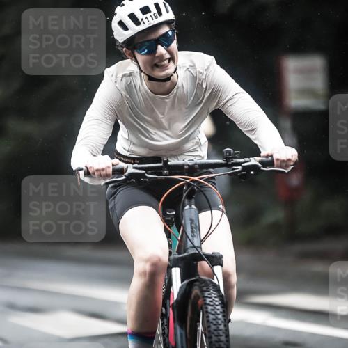 13.09.2026 - Stadtparktriathlon H.Heesch http://msf.ph/oto/10311429 13.09.2026 12:52:08 Radfahren 1079, 1112, 1119, 1252, 1287 meine-sportfotos.de