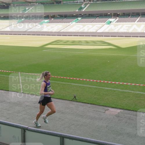 13.09.2026 - 21. swb-Marathon Bremen Michael Burmester http://msf.ph/oto/10311512 13.09.2026 12:46:47 Laufen im Stadion 195, 474, 538, 567, 604, 621, 697, 788, 868, 1017, 1034, 1181, 1241, 1277, 1554, 1863, 2021, 2084, 2087, 2266, 2297, 2538, 2646, 2809, 2889, 3118, 3196, 3284, 3297, 3424, 3520, 4025, 4110, 4157, 4236, 4239, 4614, 4729, 4777, 4808, 4992, 5024, 5238, 5283, 5674, 5719, 5725, 5976, 6053, 6686, 6784, 6815, 6918, 7102, 7336, 7814, 7871, 8060, 8096, 8319, 8325, 8331, 8334, 8670, 8701, 8756, 8936, 8983, 9061, 9070, 9273, 9495, 9544, 9689, 9813, 9918, 9934, 439 meine-sportfotos.de