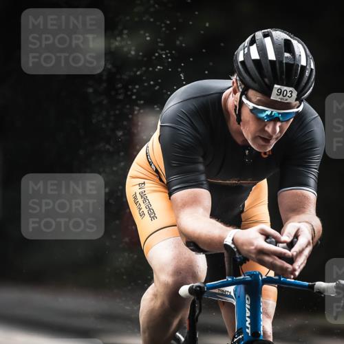 13.09.2026 - Stadtparktriathlon H.Heesch http://msf.ph/oto/10311534 13.09.2026 11:44:51 Radfahren 759, 763, 817, 903 meine-sportfotos.de